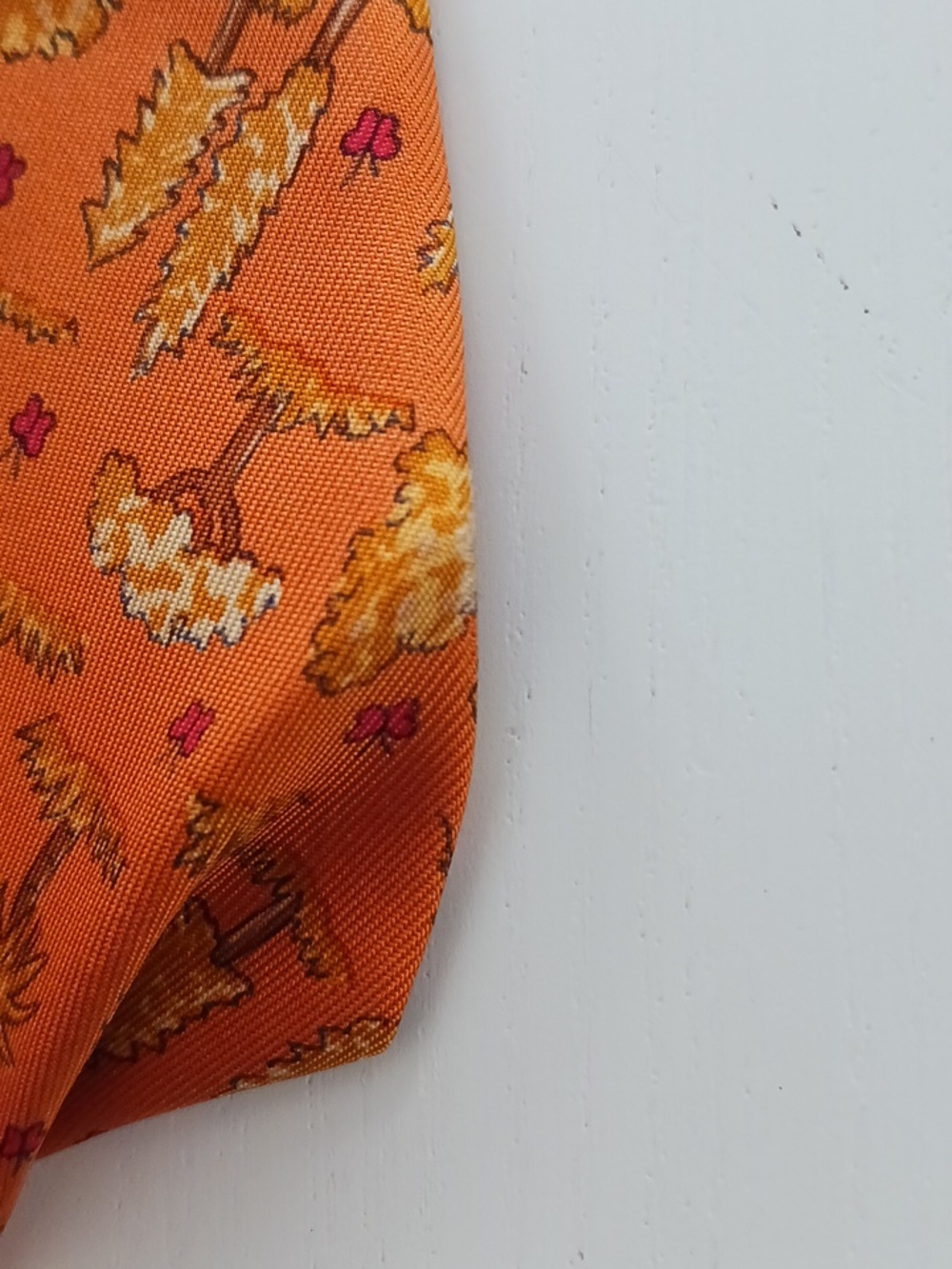 Hermes 7429 HA Vintage 1990s  Trees And Buterflies Silk Tie - Picture 8 of 14